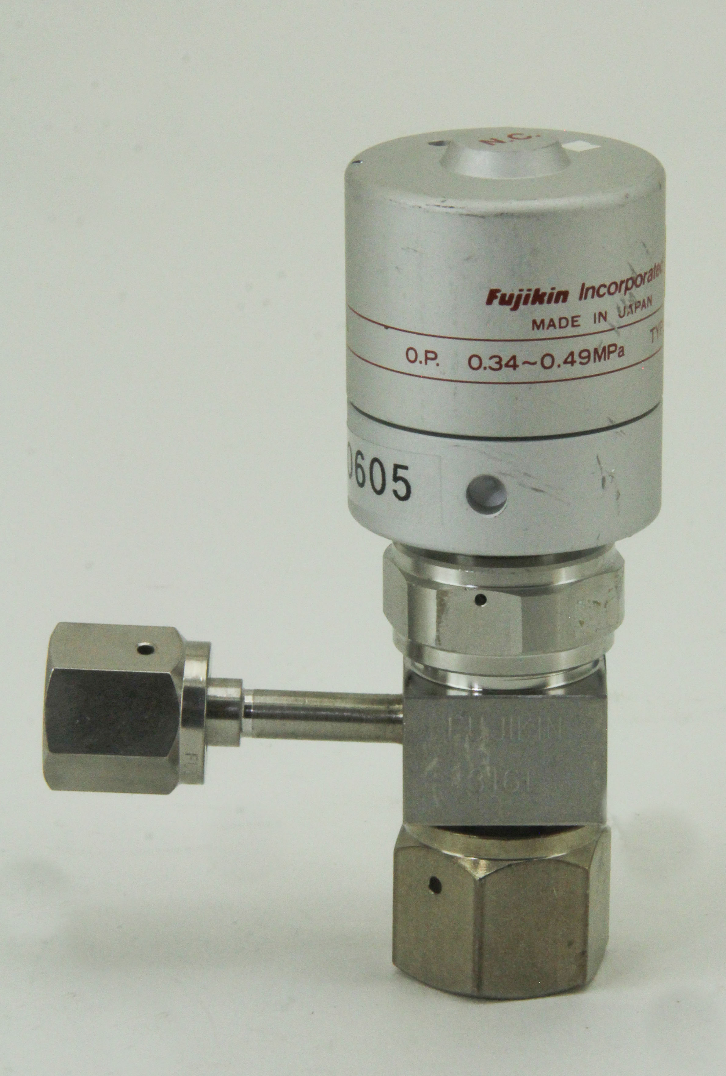10605 FUJIKIN DIAPHRAGM VALVE TYPE N.C. O.P 0.34~0.49MPA 542926 | eBay